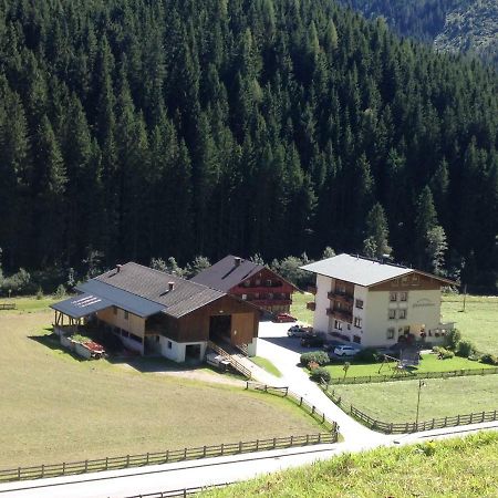 Gmuenderklause Hotel Gerlos Exterior photo