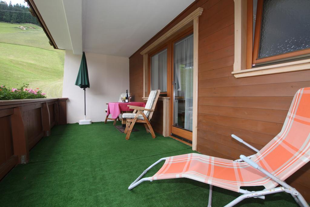 Gmuenderklause Hotel Gerlos Exterior photo